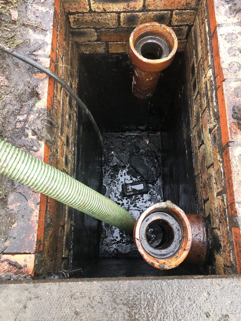 Septic tank desludging and waste removal services